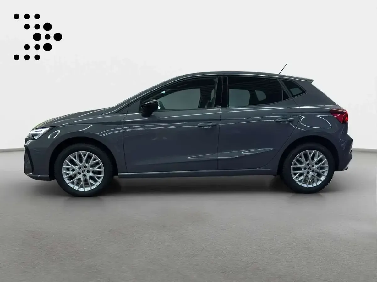 Neu Seat Ibiza FR 116 PS (85 kW) 2026 Oniric grau metallic Kleinwagen