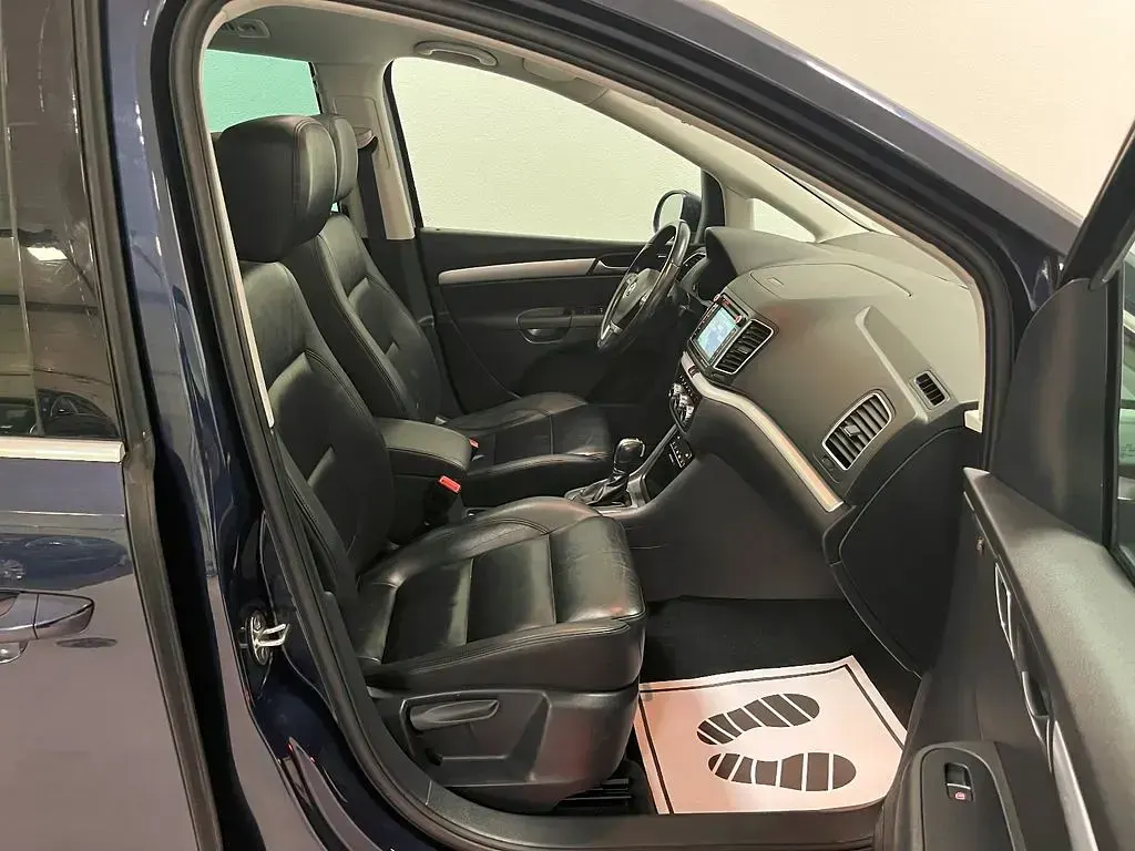 Gebraucht VW Sharan Highline 177 PS (130 kW) 2014 Blau Van / Kleinbus