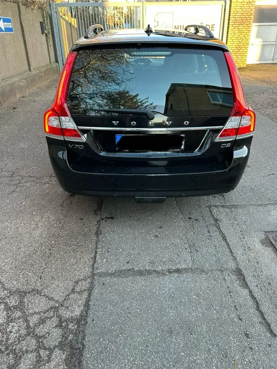 Second-hand Volvo V70 120 CP (88 kW) 2016 Negru Break