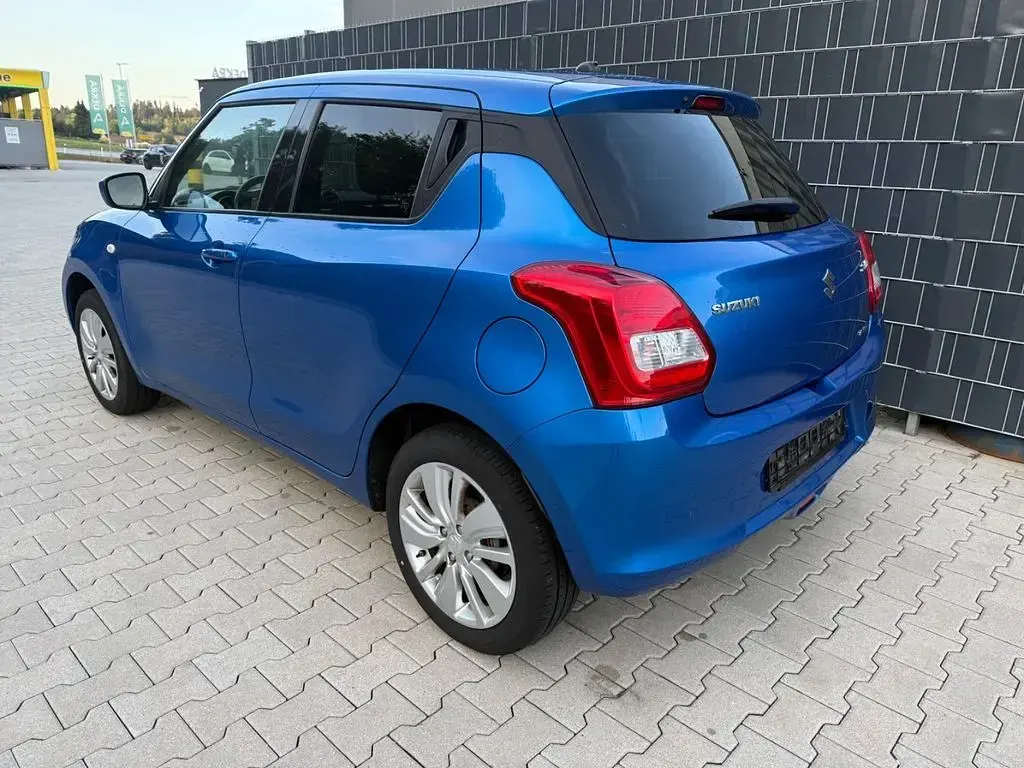 Gebraucht Suzuki Swift Comfort 90 PS (66 kW) 2019 Blau Kleinwagen