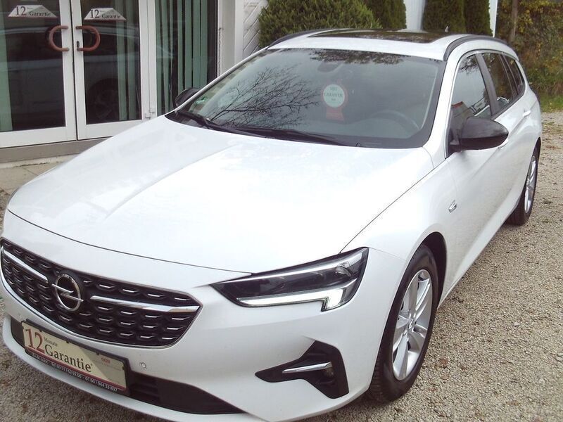 Weiß Gebraucht 2021 Opel Insignia Business Edition Limousine | 10.700 € (Etwas zu teuer) - Bild 1/4
