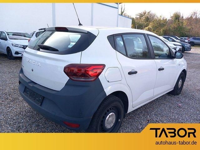 Gebraucht Dacia Sandero Acces 67 PS (49 kW) 2023 Weiss Kleinwagen