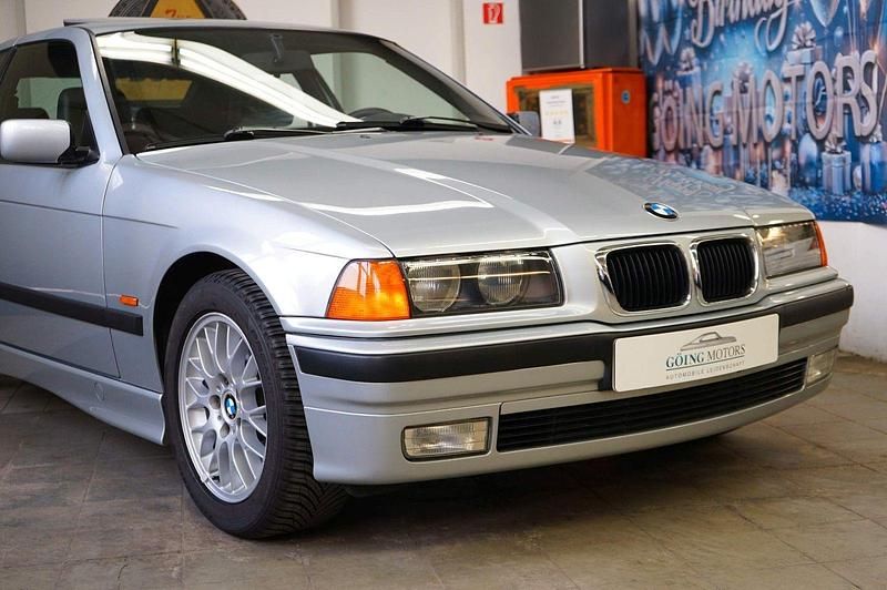 Gebraucht BMW 323 170 PS (125 kW) 1998 Silber Coupé