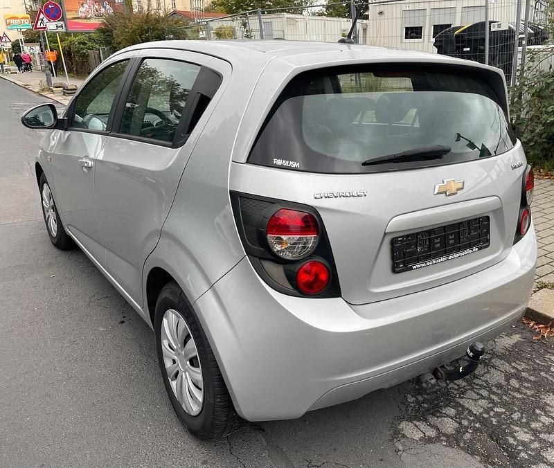 Gebraucht Chevrolet Aveo LT 86 PS (63 kW) 2011 Grau Kleinwagen
