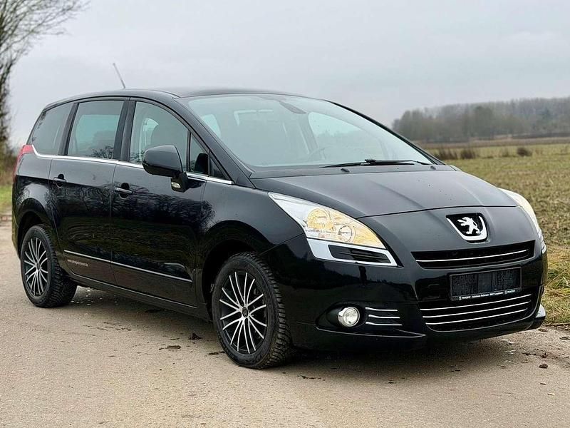 Gebraucht Peugeot 5008 Premium 156 PS (114 kW) 2011 Schwarz Kombi