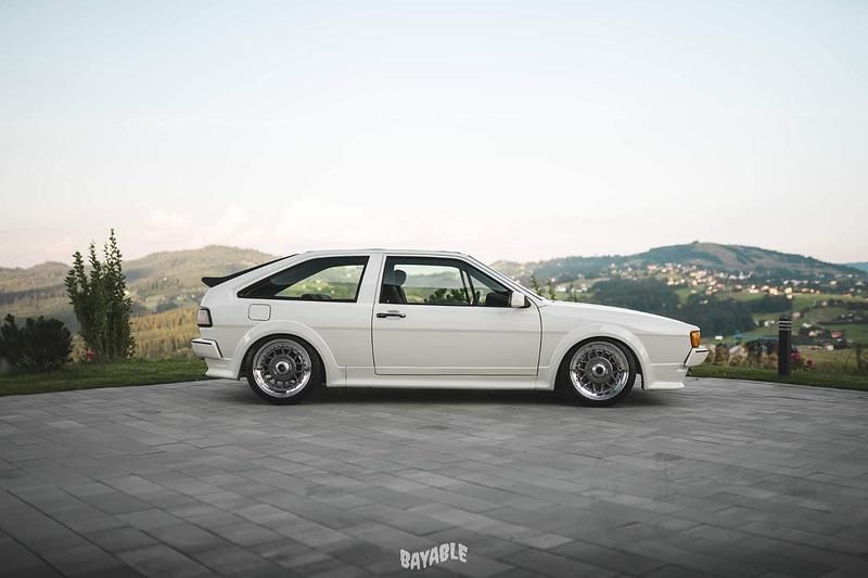 Weiß Gebraucht 1987 VW Scirocco Coupé | 19.999 € - Bild 1/4