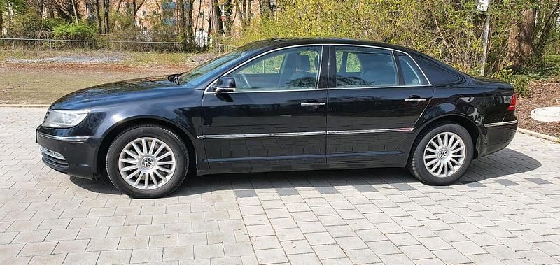 Second-hand VW Phaeton 237 CP (174 kW) 2011 Negru Berlinǎ