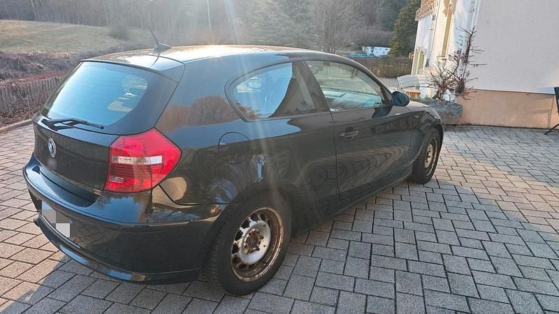 Gebraucht BMW 118 Coupé 143 PS (105 kW) 2008 Schwarz Coupé