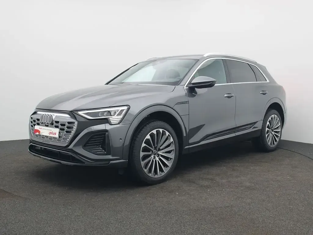 Gebraucht Audi Q8 e-tron S-Line 300 kW (408 PS) 2024 Grau (daytonagrau perleffekt) SUV
