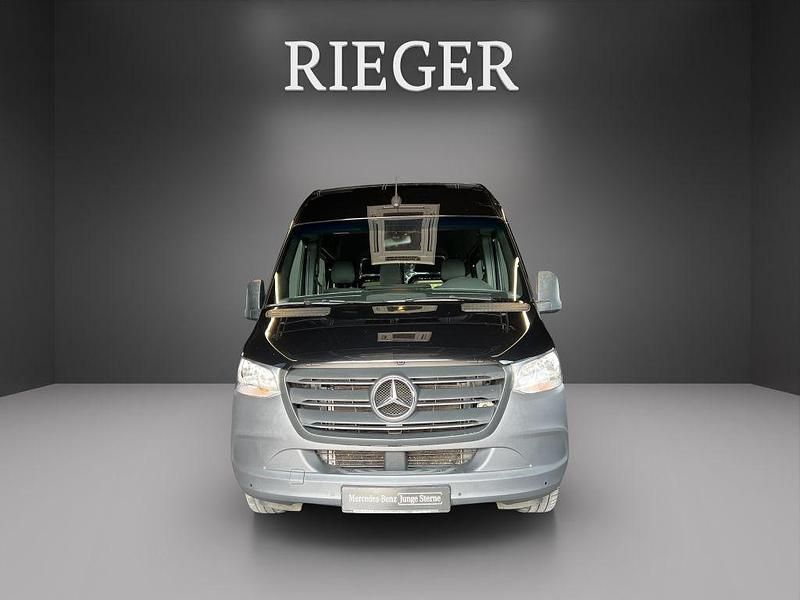 Gebraucht Mercedes Sprinter 170 PS (125 kW) 2023 Obsidianschwarz (metallic) Van