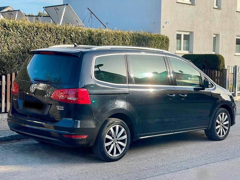 Gebraucht VW Sharan Highline 177 PS (130 kW) 2015 Schwarz Van / Kleinbus