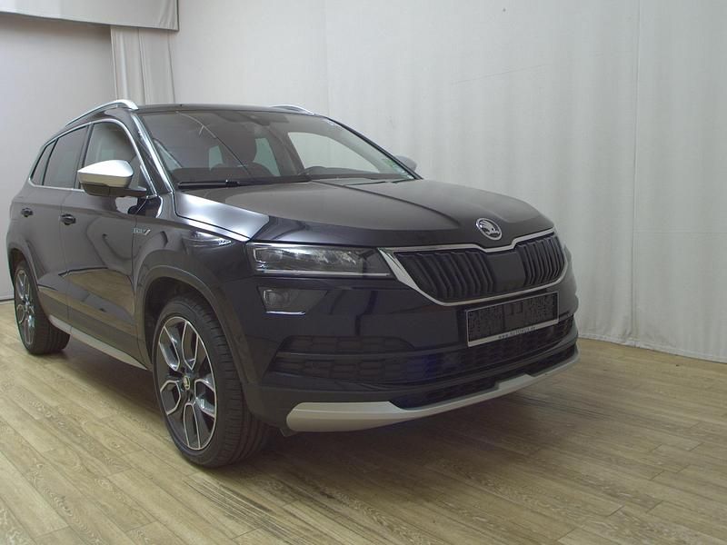 Gebraucht Skoda Karoq 150 PS (110 kW) 2021 Crystal schwarz metallic SUV