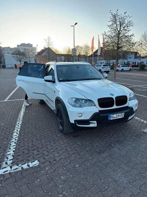 Gebraucht BMW X5 Basis 235 PS (172 kW) 2008 Weiß SUV