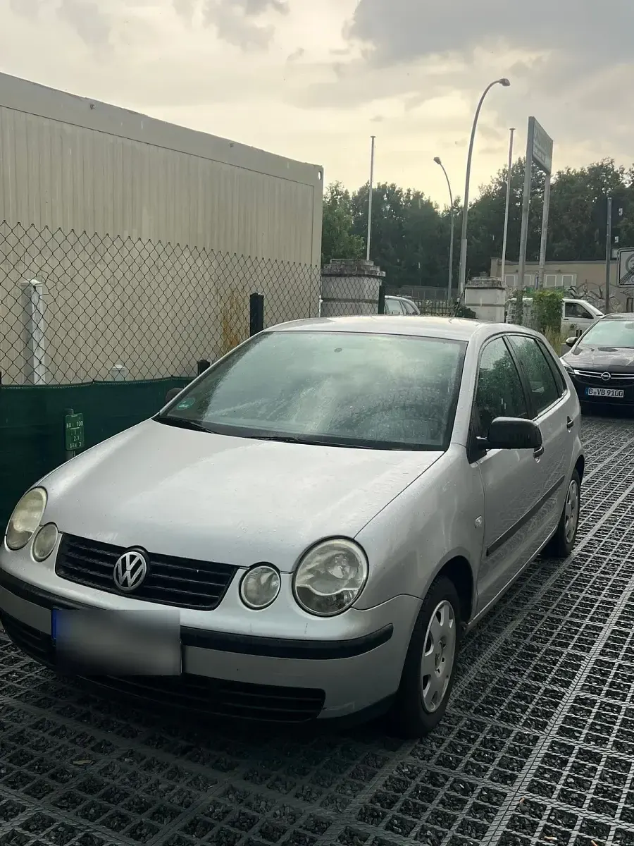 Gebraucht VW Polo 64 PS (47 kW) 2005 Silber Kleinwagen