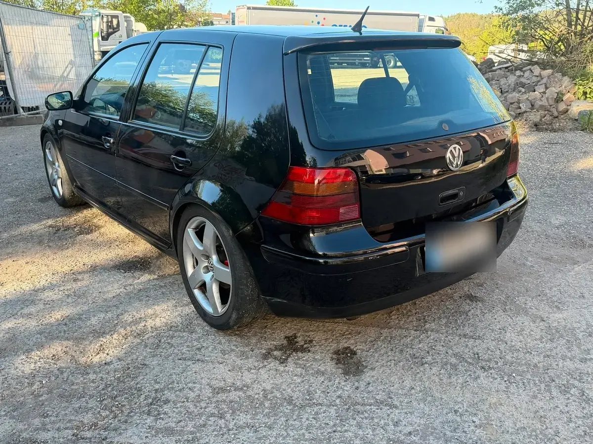 Gebraucht VW Golf IV 180 PS (132 kW) 2002 Schwarz Kleinwagen