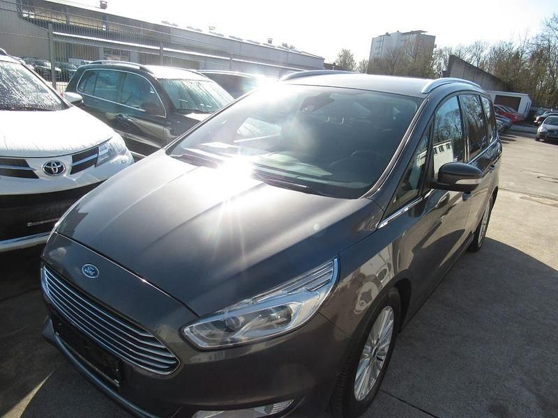 Gebraucht Ford Galaxy Titanium 209 PS (153 kW) 2016 Grau Van / Kleinbus