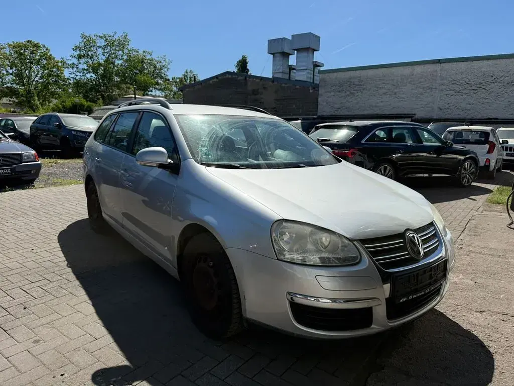 Gebraucht VW Golf V Trendline 105 PS (77 kW) 2008 Silber Kombi