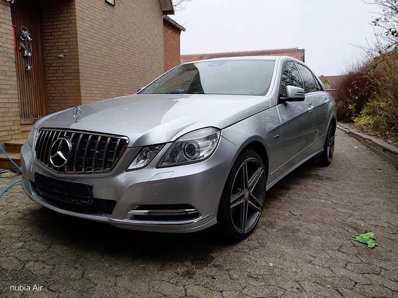 Silber Gebraucht 2011 Mercedes 350 Limousine | 10.250 € (Guter Preis) - Bild 1/4