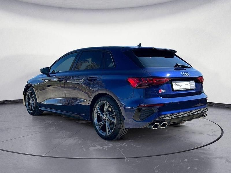 Gebraucht Audi S3 Ambiente 310 PS (228 kW) 2024 Navarrablau metallic Limousine