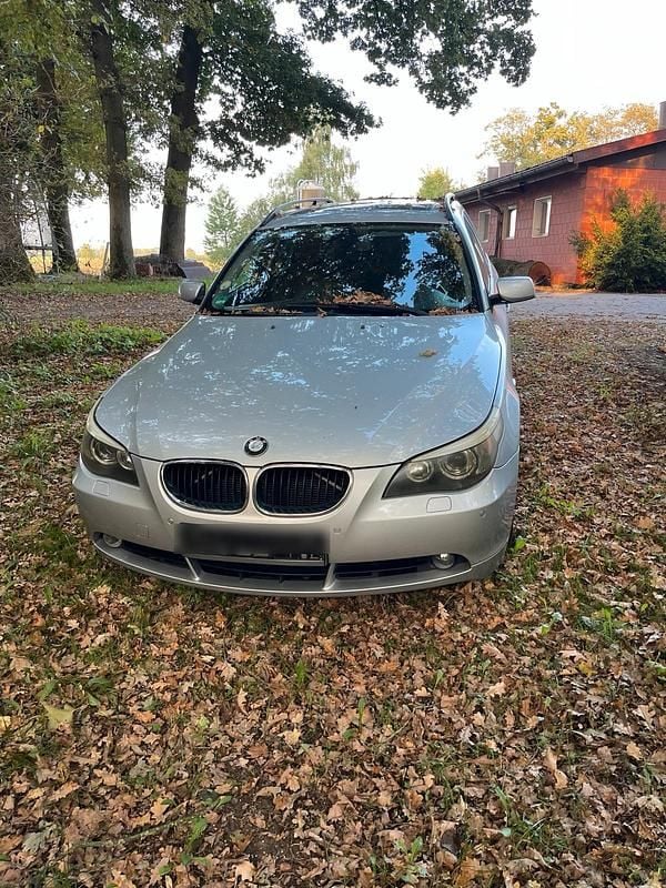 Silber Gebraucht 2006 BMW 535 Kombi | 5.500 € (Guter Preis) - Bild 1/4
