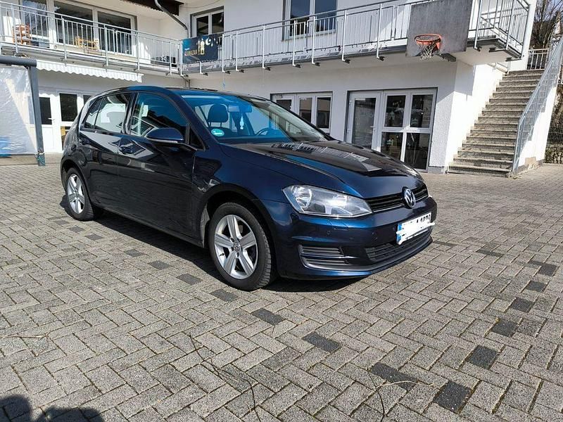 Gebraucht VW Golf VII Cup 110 PS (80 kW) 2014 Blau Kleinwagen