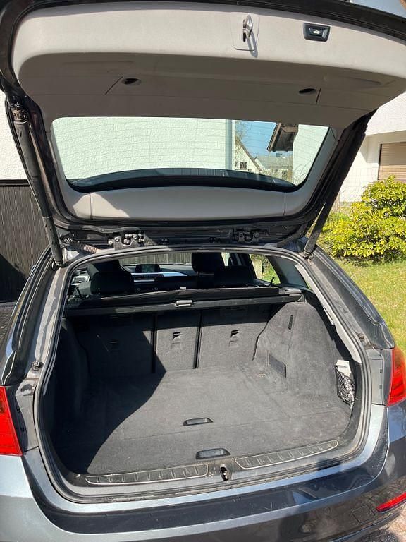 Gebraucht BMW 316 116 PS (85 kW) 2013 Grau Kombi