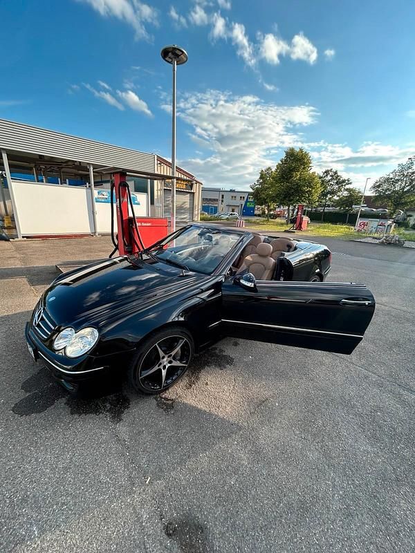 Schwarz Gebraucht 2008 Mercedes CLK320 Avantgarde Cabrio | 13.499 € (Fairer Preis) - Bild 1/4