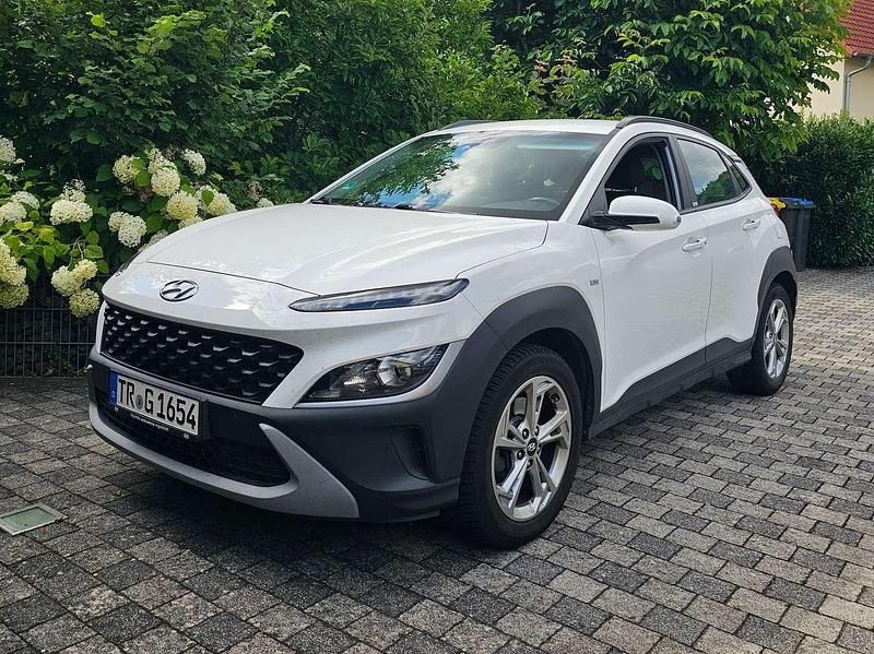 Weiß Gebraucht 2021 Hyundai Kona SUV | 14.500 € (Fairer Preis) - Bild 1/4
