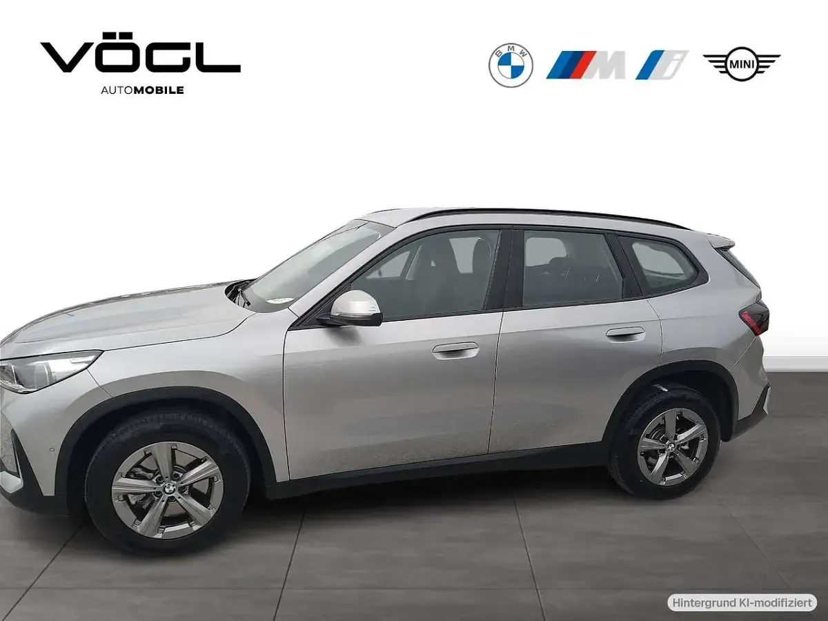 Gebraucht BMW X1 Sport Line 197 PS (144 kW) 2025 Silber SUV