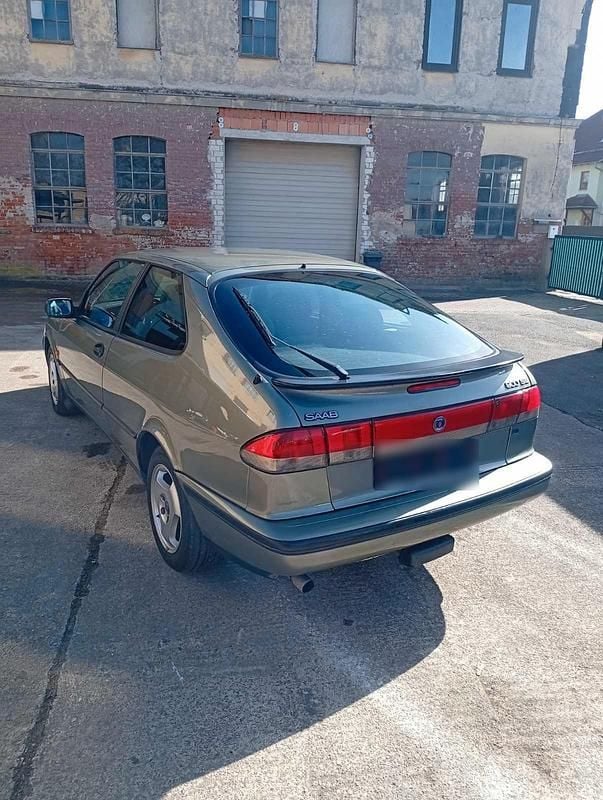 Gebraucht Saab 900 150 PS (110 kW) 1997 Grün Coupé