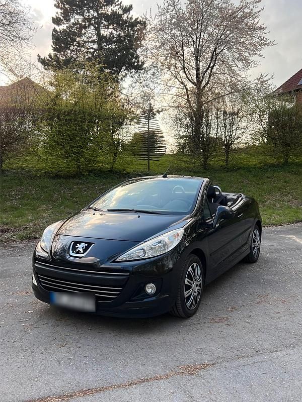 Gebraucht Peugeot 207 CC 2010 Schwarz Cabrio