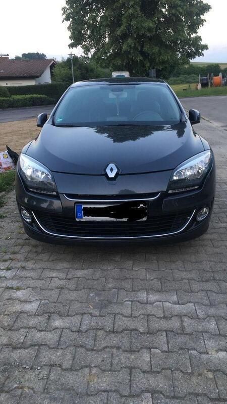 Schwarz Gebraucht 2013 Renault Mégane GrandTour Expression Kombi | 4.499 € (Etwas zu teuer) - Bild 1/4