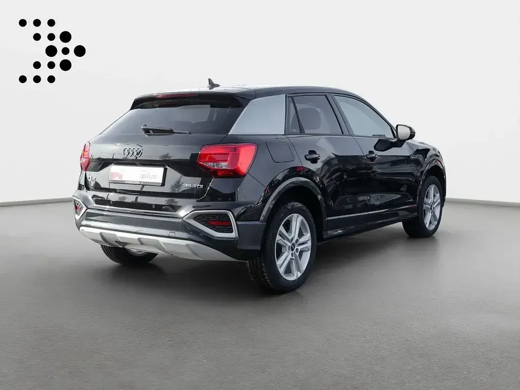 Second-hand Audi Q2 Advanced 150 CP (110 kW) 2025 Negru SUV