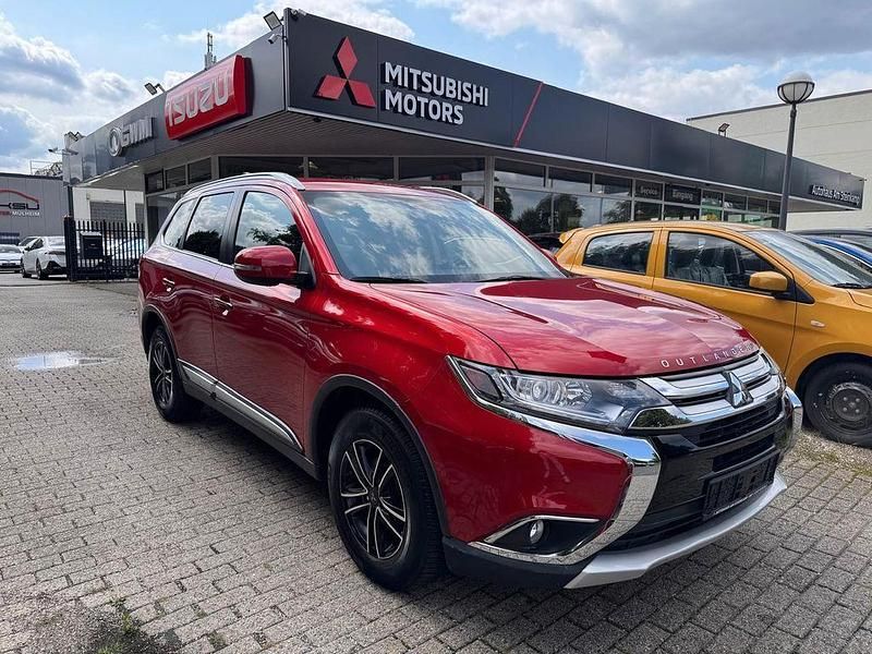 Rot Gebraucht 2017 Mitsubishi Outlander Edition SUV | 15.850 € (Fairer Preis) - Bild 1/4