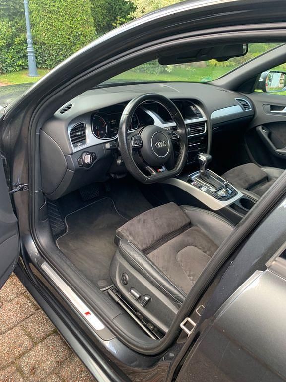 Gebraucht Audi A4 S-Line 177 PS (130 kW) 2015 Grau Kombi