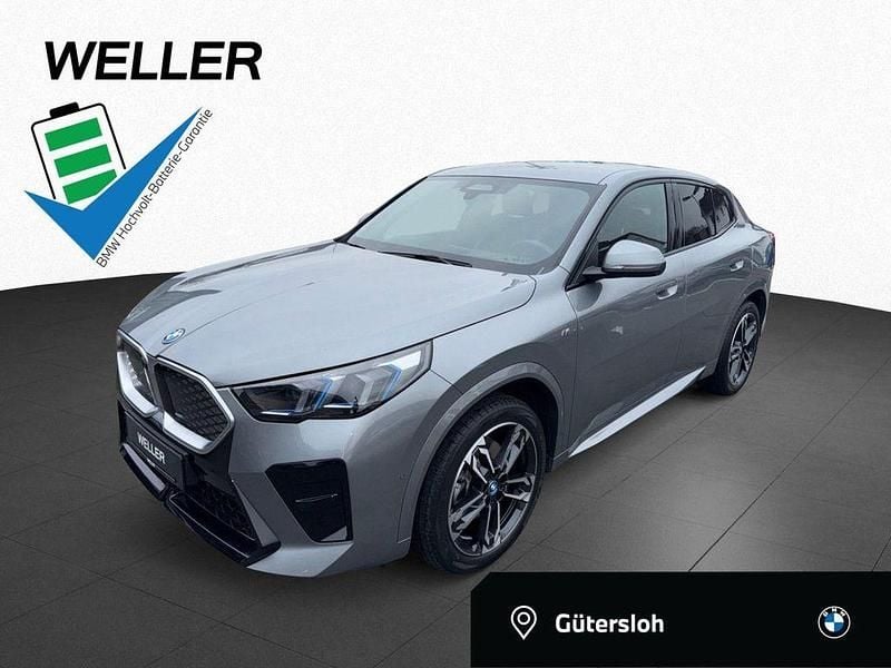 Skyscraper grau (grau) Gebraucht 2025 BMW iX2 Performance SUV | 49.790 € (Etwas zu teuer) - Bild 1/4