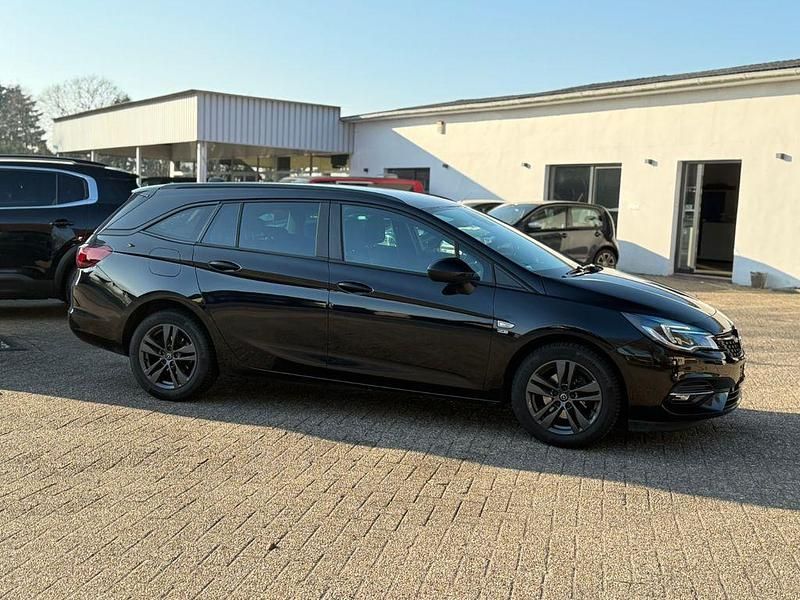 Gebraucht Opel Astra 122 PS (89 kW) 2020 Schwarz Kombi