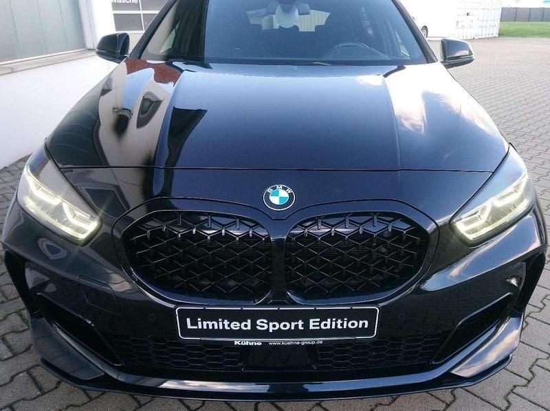 Gebraucht BMW 135 306 PS (225 kW) 2022 Black sapphire metallic Kleinwagen