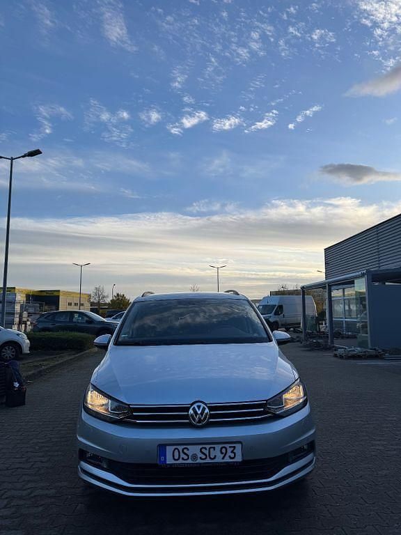 Silber Gebraucht 2016 VW Touran Van / Kleinbus | 14.800 € (Superpreis) - Bild 1/4