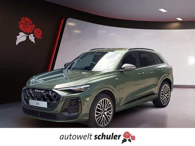 Distriktgrün metallic Neu 2025 Audi Q5 Sport SUV | 76.000 € (Etwas zu teuer) - Bild 1/4