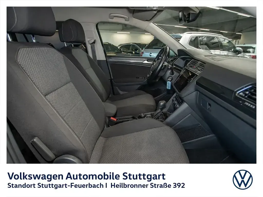 Gebraucht VW Tiguan Allspace Comfortline 190 PS (139 kW) 2019 Deep black perleffekt SUV