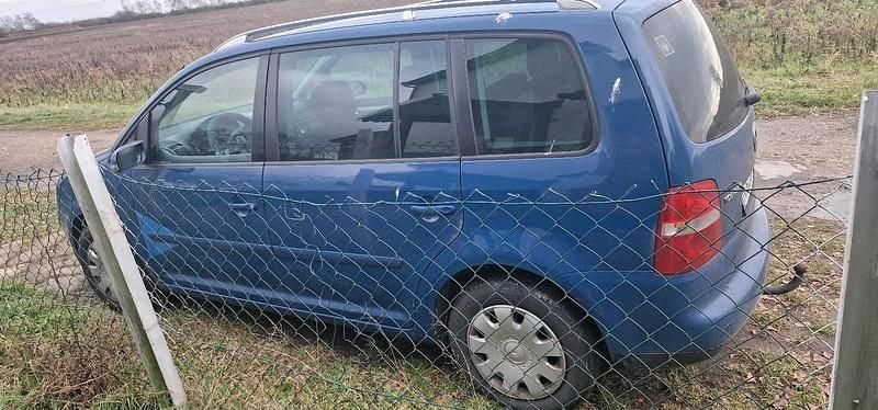 Gebraucht VW Touran 140 PS (102 kW) 2003 Blau Van / Kleinbus
