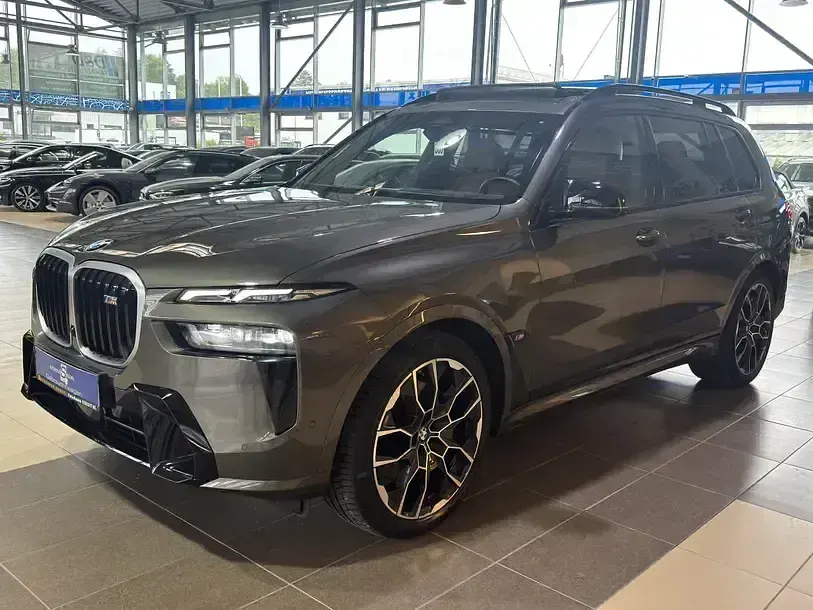 Gebraucht BMW X7 M Sport 530 PS (389 kW) 2022 Grün SUV