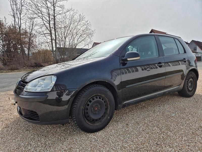 Gebraucht VW Golf V 102 PS (75 kW) 2005 Schwarz Kleinwagen
