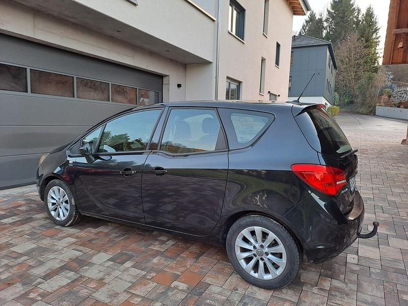 Gebraucht Opel Meriva Selection 120 PS (88 kW) 2013 Schwarz Van / Kleinbus