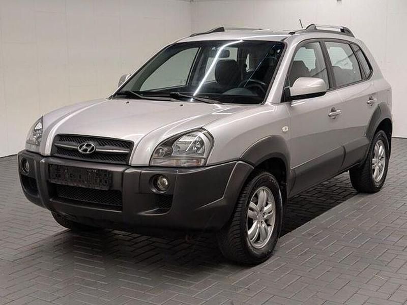 Silber met. (metallic) Gebraucht 2006 Hyundai Tucson SUV | 2.480 € (Fairer Preis) - Bild 1/4