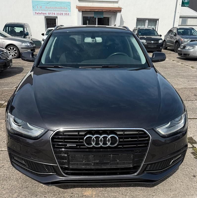 Gebraucht Audi A4 Ambiente 170 PS (125 kW) 2014 Schwarz Kombi