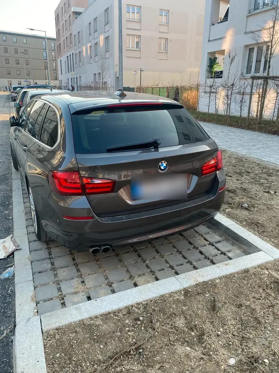 Gebraucht BMW 520 2010 Braun Kombi