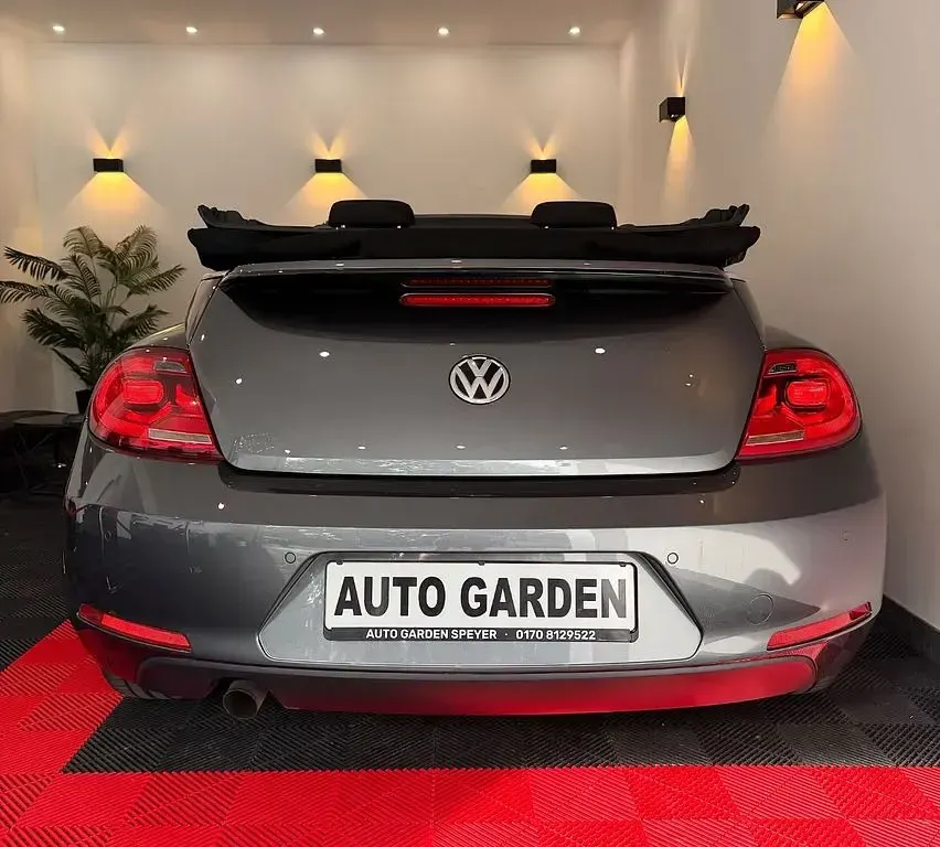 Occasion VW Beetle Cabriolet Design 105 ch (77 kW) 2016 Gris Cabriolet