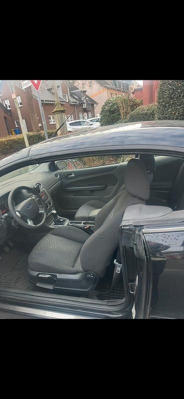 Gebraucht Ford Focus Cabriolet 101 PS (74 kW) 2008 Schwarz Cabrio